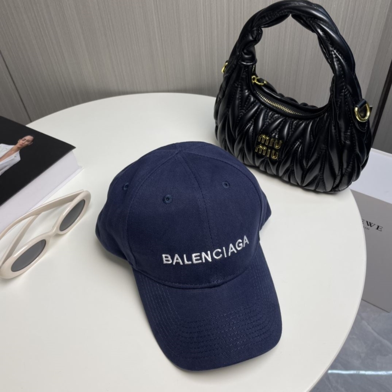 BALENCIAGA